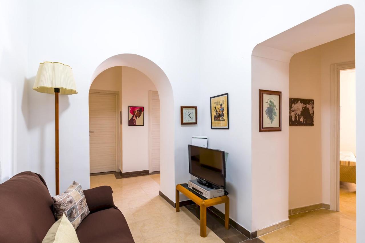 Emanuele III - 4 bedroom apartment Napoli Exterior foto