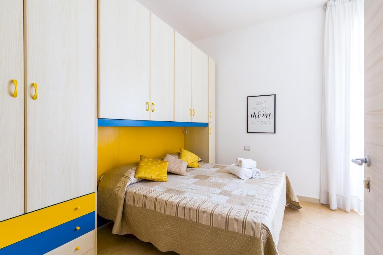 Emanuele III - 4 bedroom apartment Napoli Exterior foto