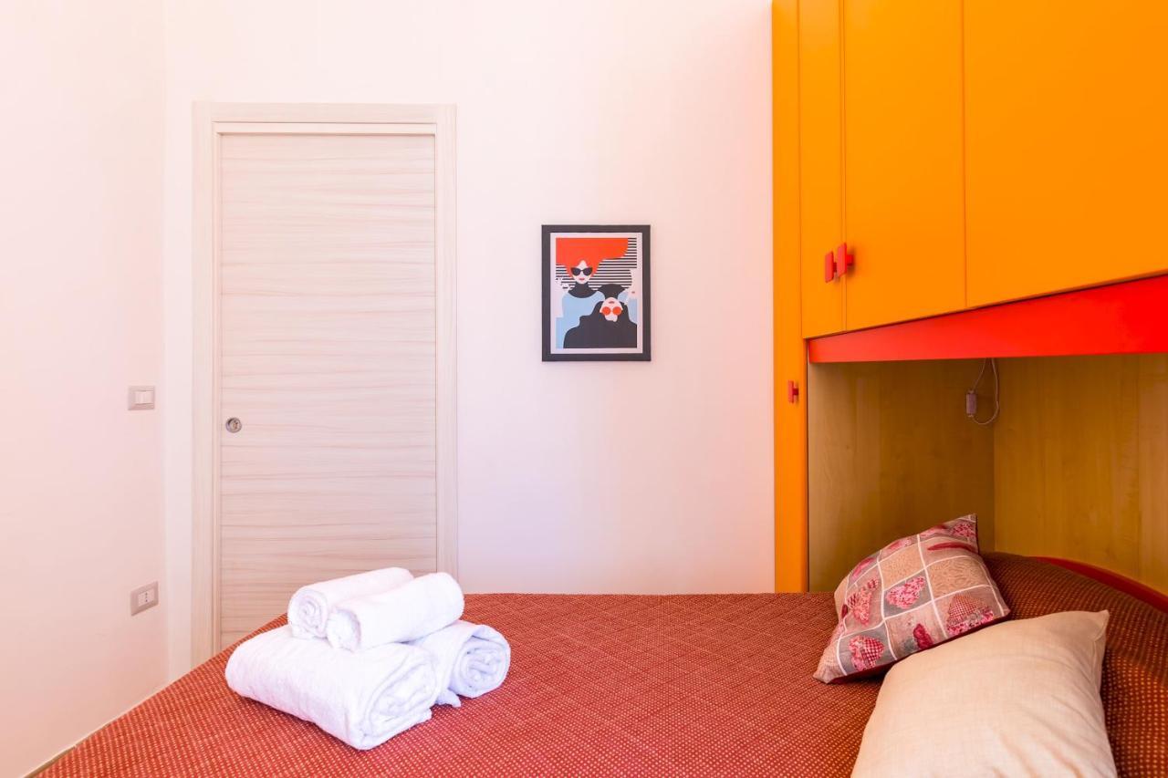 Emanuele III - 4 bedroom apartment Napoli Exterior foto
