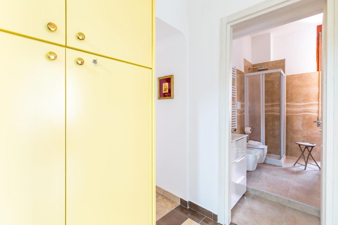 Emanuele III - 4 bedroom apartment Napoli Exterior foto